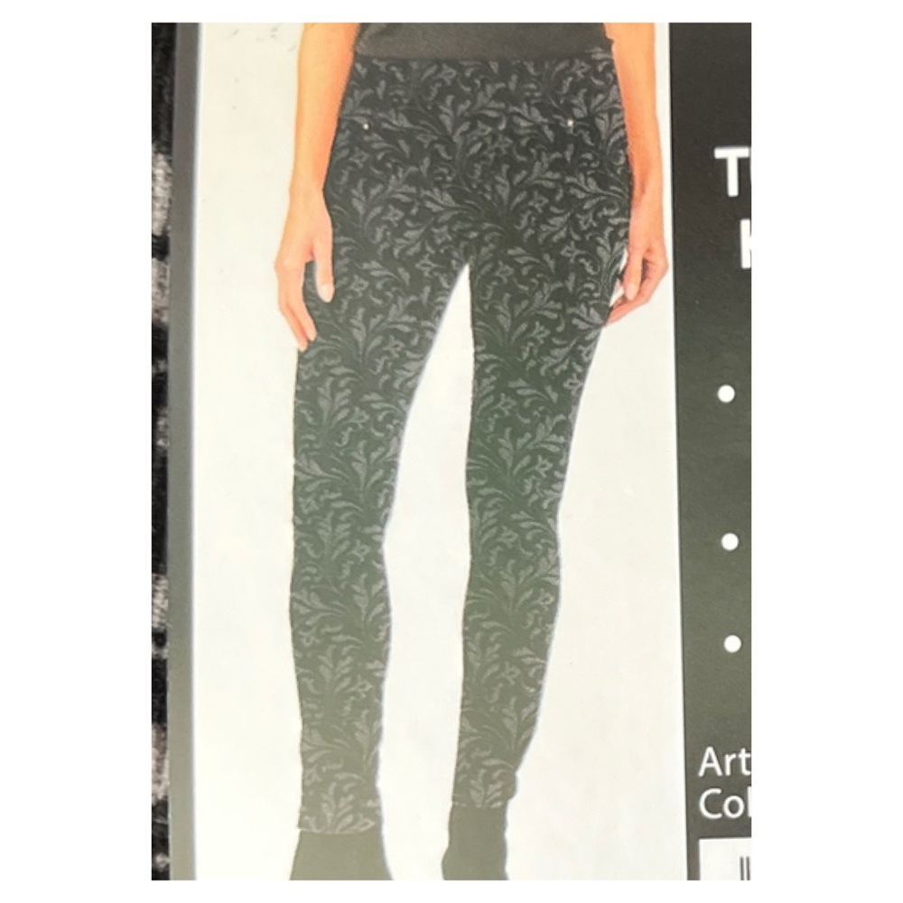 #2866 NWT Khakis & Company Tummy Control Black and Gray Corduroy Leggings